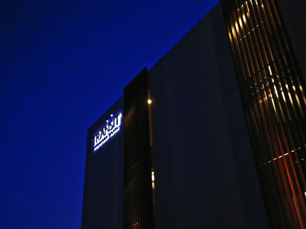Transit Overnight Hotel Yomitan Exterior photo